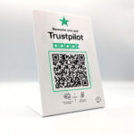 Empfehlio Trustpilot NFC & QR Aufsteller – Größe M