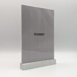 switchTAG clean+ - NFC Tischaufsteller mit wechselbarem Inlay – Bild 2