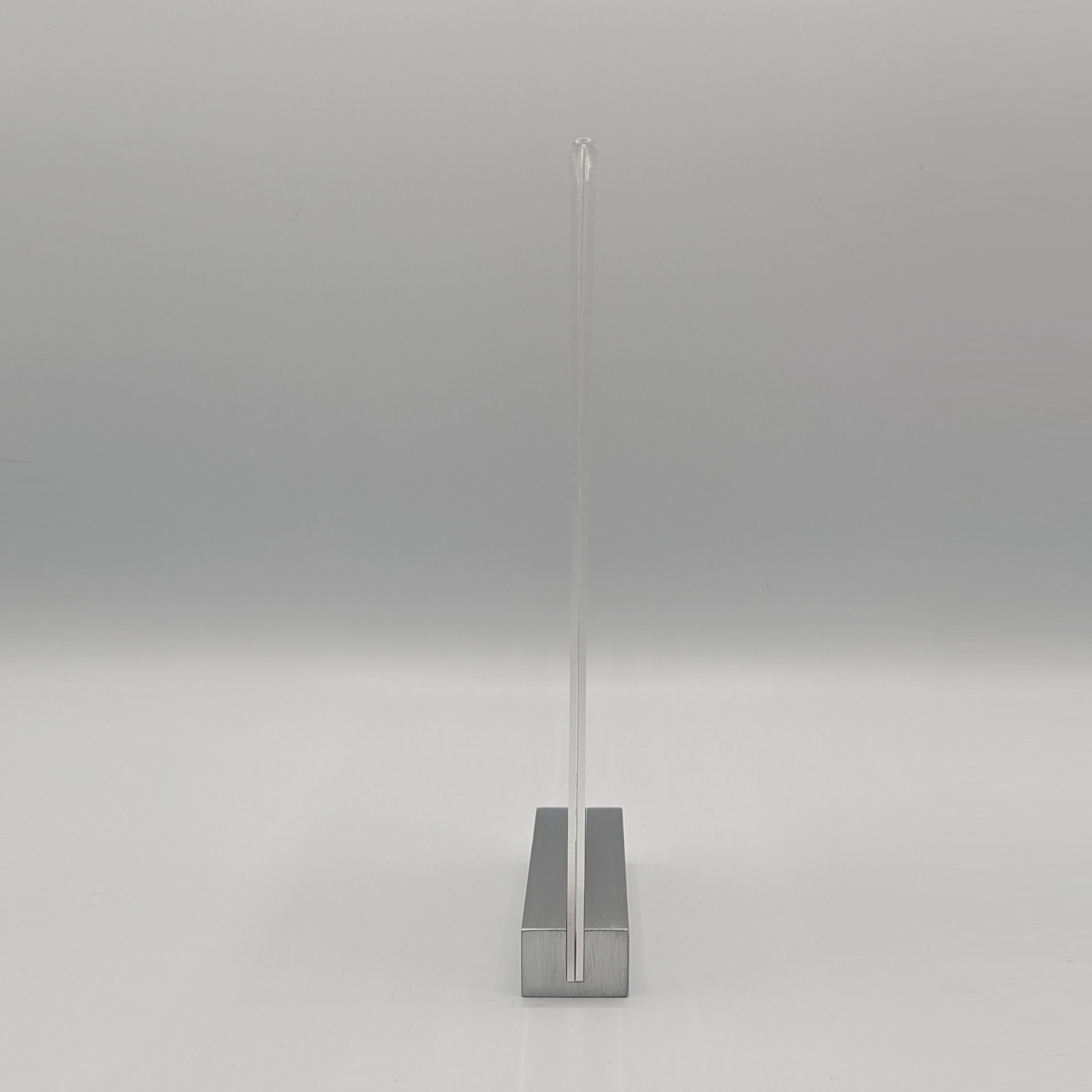 switchTAG clean+ - NFC Tischaufsteller mit wechselbarem Inlay – Bild 4