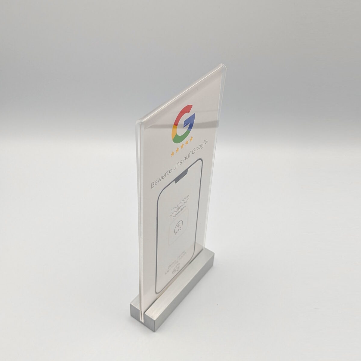 switchTAG clean - NFC Tischaufsteller mit wechselbarem Inlay – Bild 2