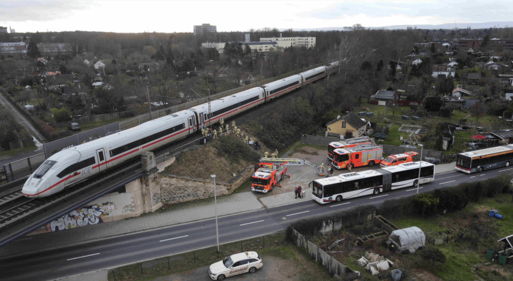 Screenshot-2023-12-28-223845-min