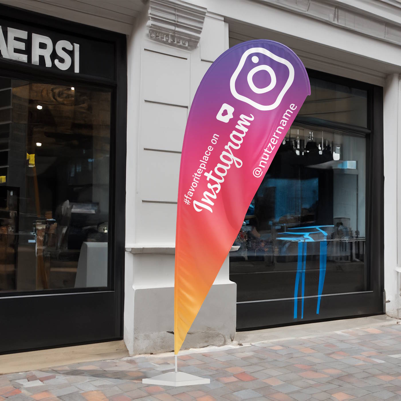 Folge uns auf Instagram Beachflag / Dropflag – Bild 1